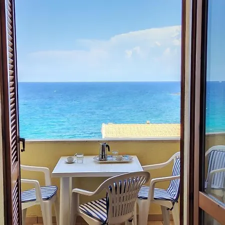 Lejlighed La Terrazza Sulla Marina Castelsardo